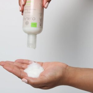 Švelnus šampūnas Curl Flo Green tea and Organic Lemongrass Shampoo